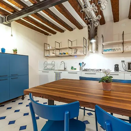 San Silvestro House * Venise