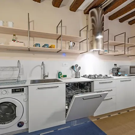 San Silvestro House Lejlighed *